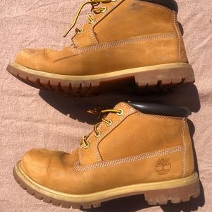 Timberland suede waterproof boots size 9